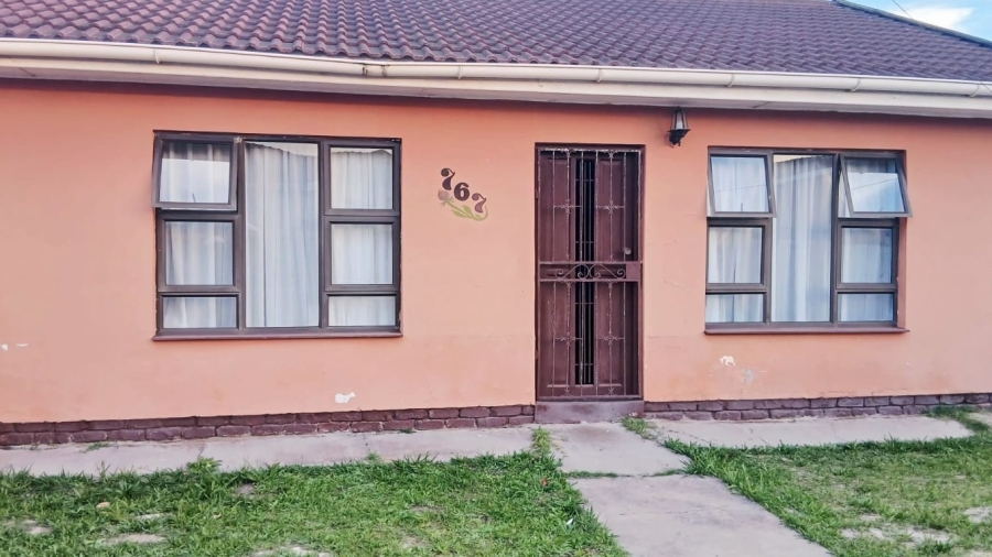 4 Bedroom Property for Sale in East London Rural Eastern Cape